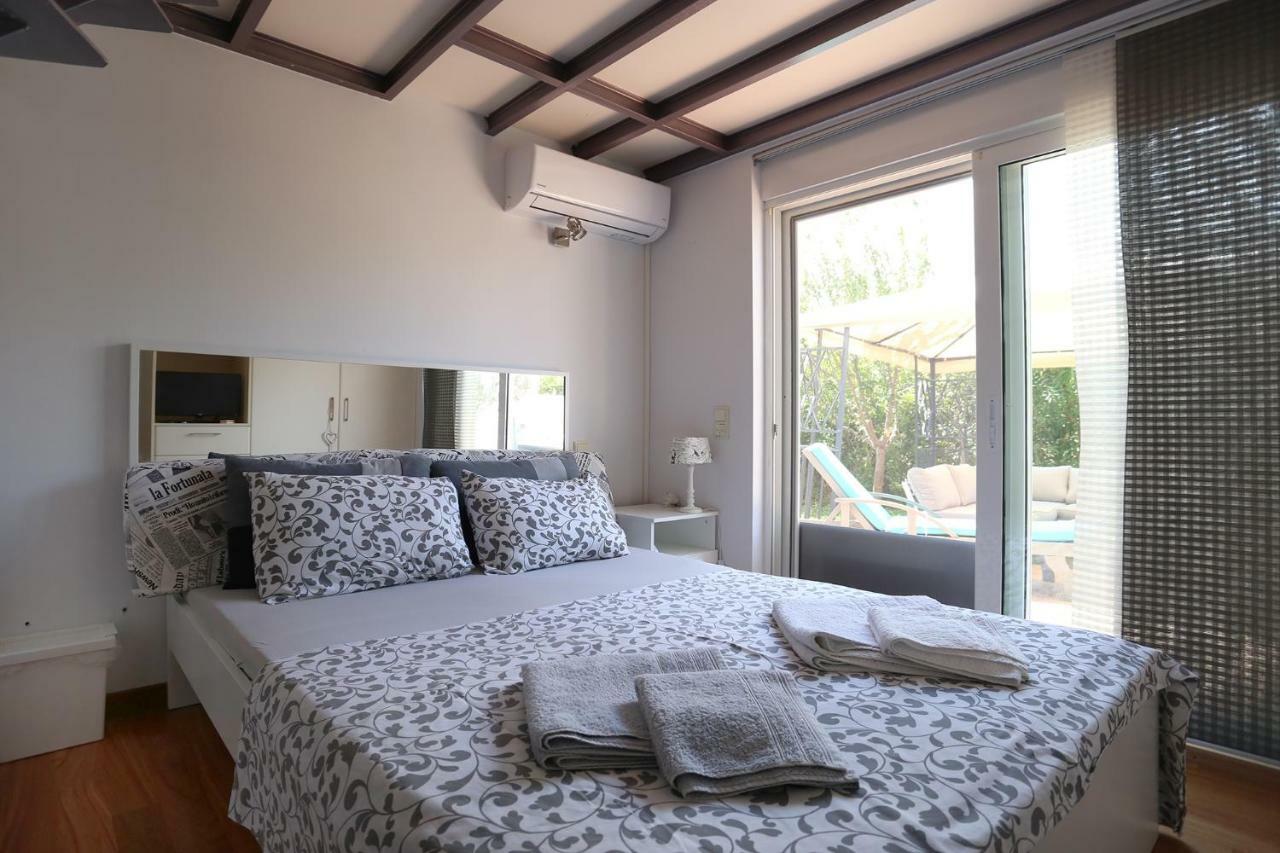 Holiday home Thimari Sports & With Private Pool And Jacuzzi *